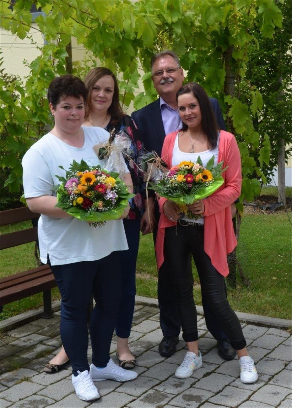 Seniorenheim St. Maria-Josef gratuliert zum Examen