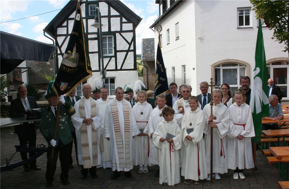 Kirchengemeinde feierte gleichzeitig Priesterjubiläum von Pfarrer i. R. Otmar Fechler