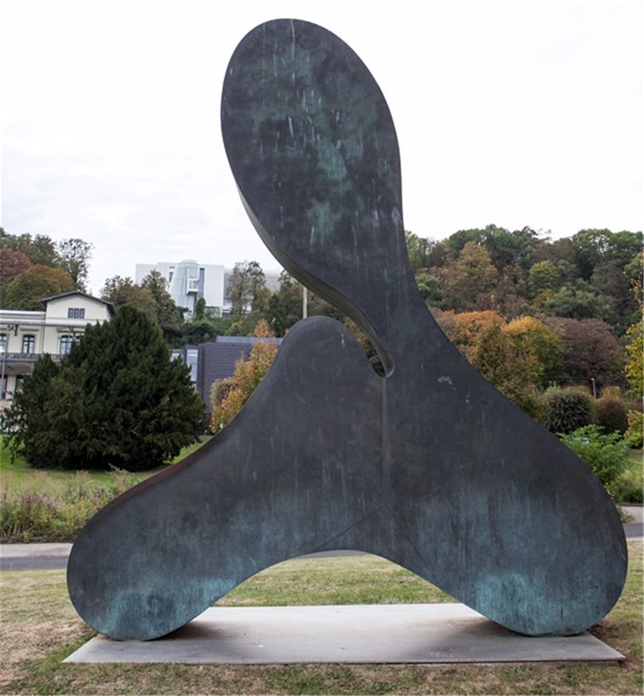 Monumentalskulpturen von Henry Moore kommen nach Rolandseck