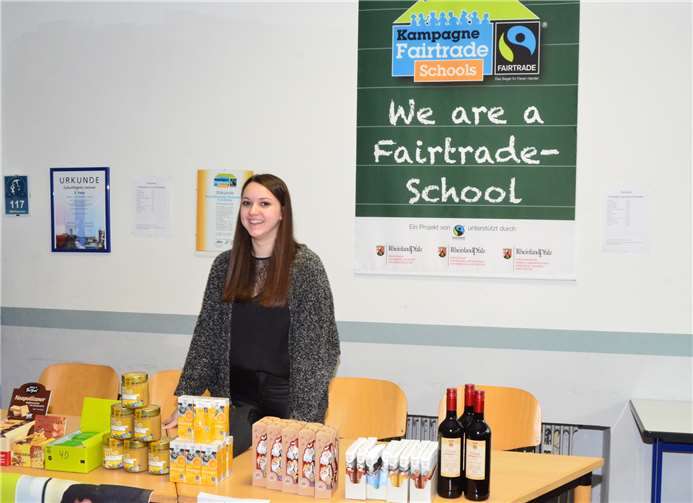 Gut besuchter Tag der offenen Tür Auch zum Thema Fairtrade wurde am EKG informiert.