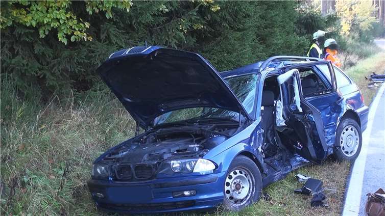 Heckenbach: Schwerer Verkehrsunfall Heckenbach: Schwerer Verkehrsunfall