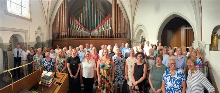 Musik verbindet und feiert das ökumenische Miteinander Chöre der Pfarreiengemeinschaft Bendorf, Sayn und Weitersburg.  Fotos: privat