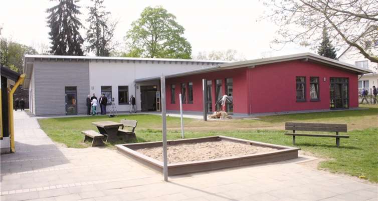 Viel Licht in hellen Räumen  Das "Storchennest" bietet Platz für 145 Kinder.