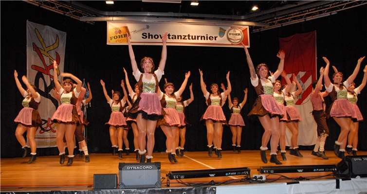 „Fascination“ aus Helferskirchen gewann Showtanzturnier Der „Dirndl-Rock“ brachte der Gruppe aus Herdorf den dritten Platz.