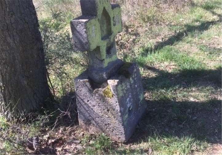 Wiederendecktes Wegekreuz gibt Rätsel auf