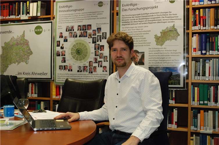 Der Kreis Ahrweiler ist Modellregion und Entwicklungsland zugleich Dr. André Schaffrin, Projektkoordinator an der European Academy of Technology und Innovation. Foto: HS