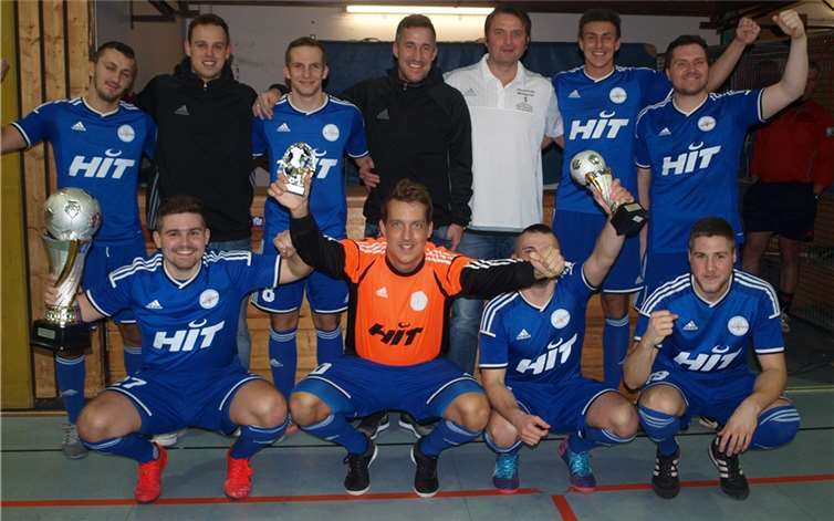 Favorit SG Andernach holte sich den Titel Große Freude im Lager der SG Andernach über den Turniersieg.HEB