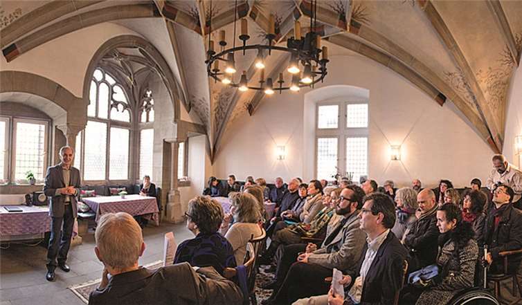 Stärke durch Vernetzung in der Region  Gut gefüllt war das Schöffenhaus am Florinsmarkt, das für die Spendenübergabe des Regiovereins das passende Ambiente bot.Florian Lamour