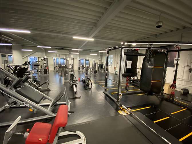 Eröffnung der neuen 400 qm großen Trainingsfläche