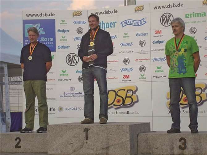 Robert Strauch Deutscher Meister Im Armbrustschiessen