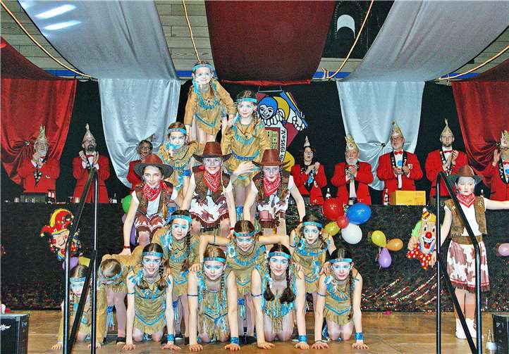 In Eitelborn waren die Narren los  Tolle Darbietung der Kindergarde als Cowboy und Indianer.