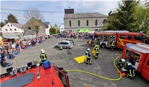 Erfolgreicher Firefighter Action Day
begeistert Besucher in Sessenhausen