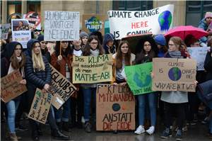 Klimastreik am 1. März: Fridays for Future & ver.di demonstrieren gemeinsam