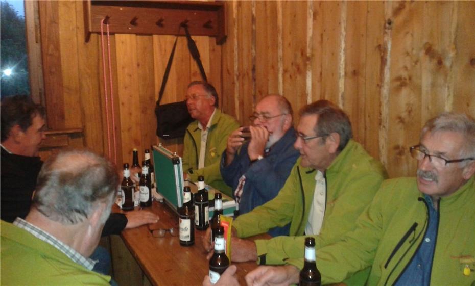 Rentner von der Weiherhütte
bekamen Besuch aus Dürrholz