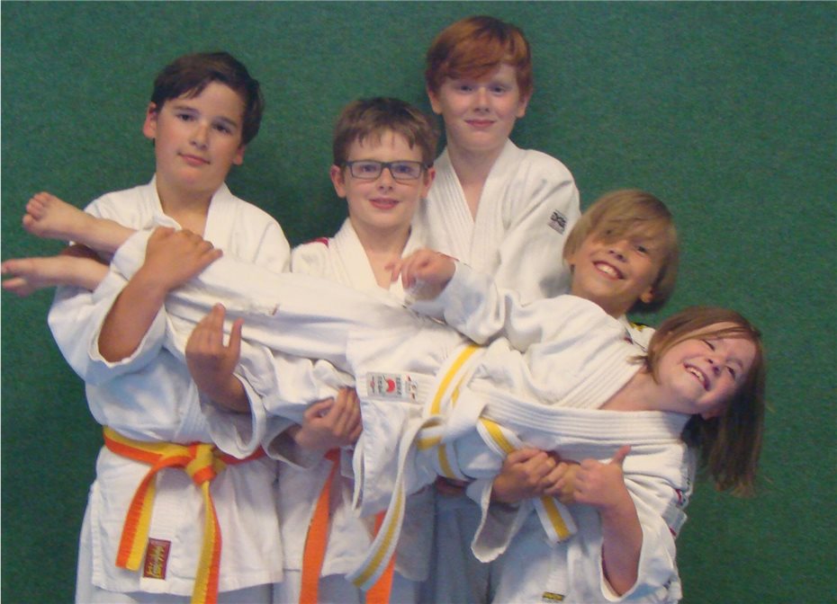 Judokas trotzen der Hitze
beim Bezirks-Turnier in Remagen