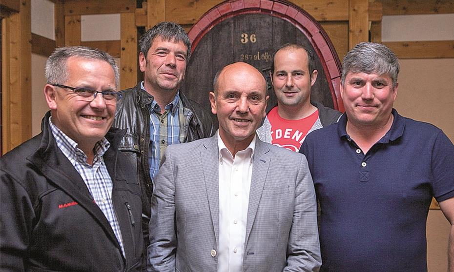 Hubert Pauly bleibt für die nächsten
fünf Jahre Weinbaupräsident der Ahr
