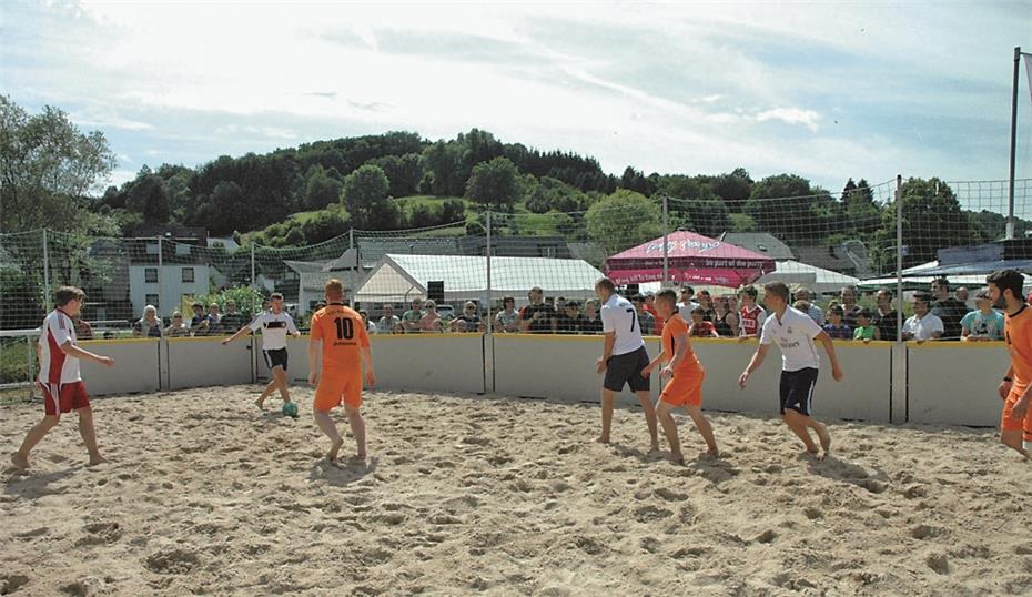 Geselliges "Beach Soccer Turnier"
