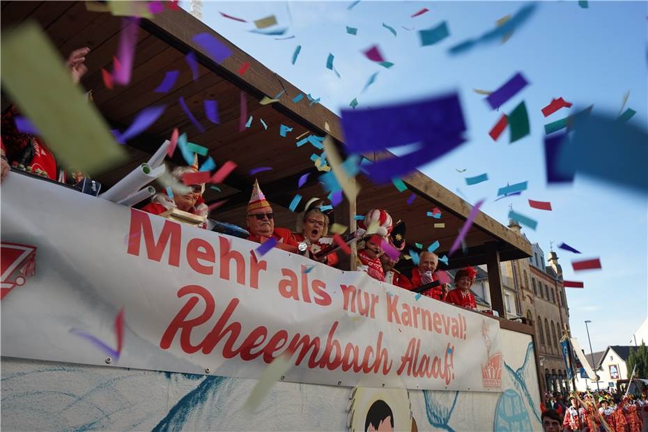 Fotogalerie: Veilchendienstagszug in Rheinbach 2023