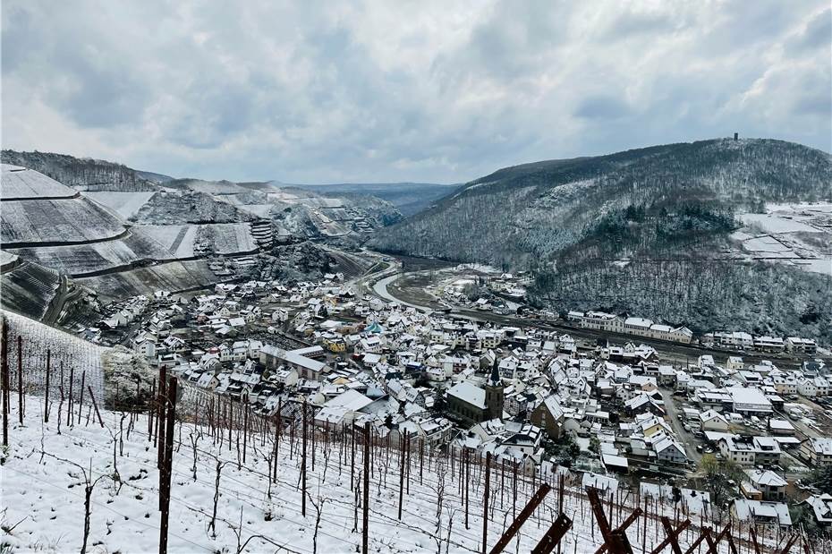Ahrtal: Wintereinbruch sorgt für Schnee im Flutgebiet