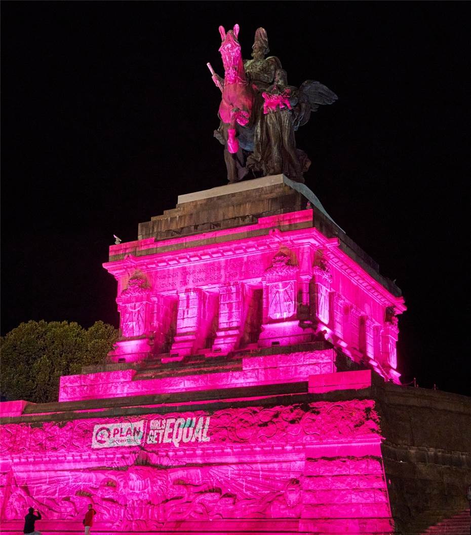 Koblenz leuchtet pink