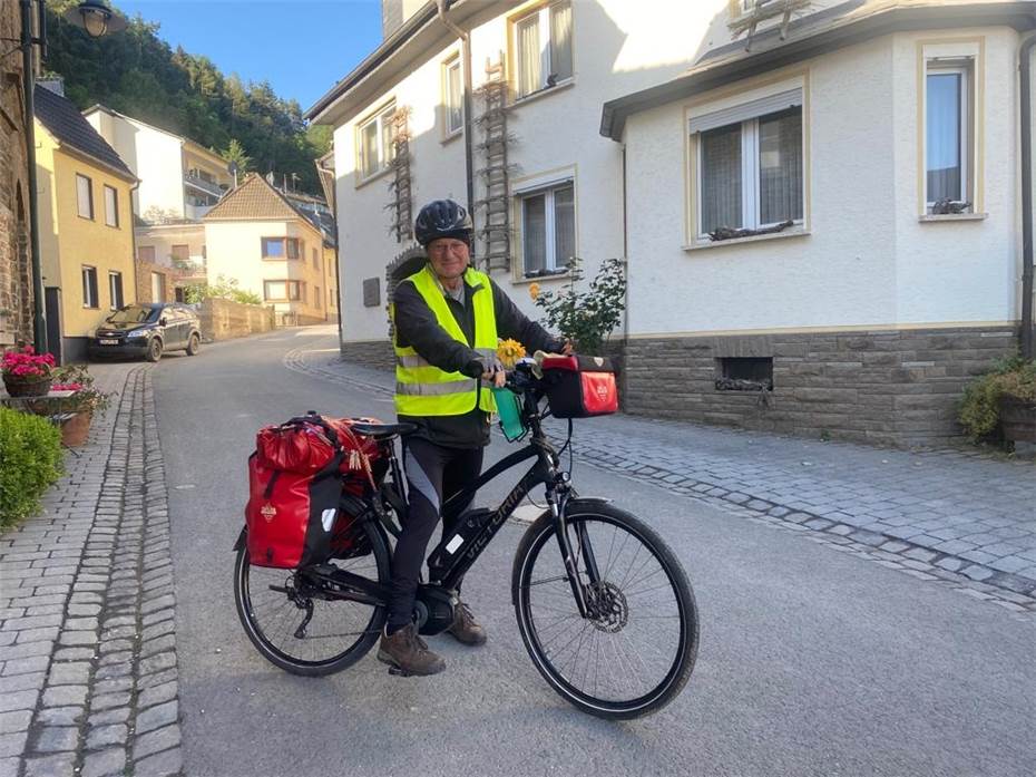 1500 Kilometer mit dem Fahrrad: Besondere Hilfe für Dorf an der Ahr