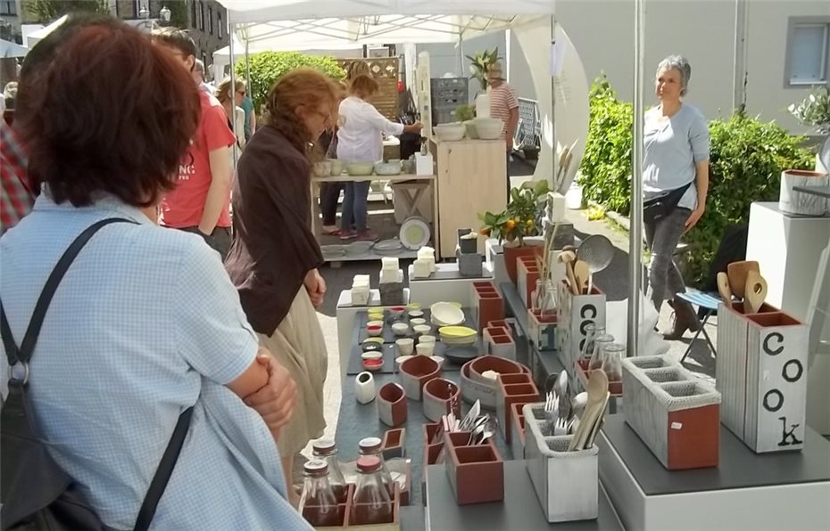 Europa zu Gast beim
Keramikmarkt in Höhr-Grenzhausen