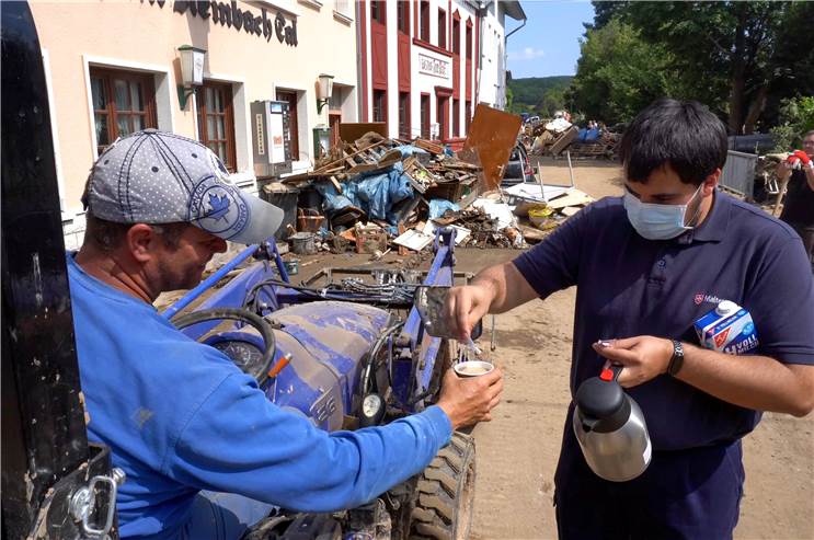 Im Einsatz: Malteser helfen
im Katastrophengebiet