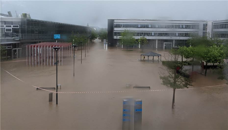 Nach Hochwasser: Über längere Zeit kein geregelter Betrieb am Campus Rheinbach