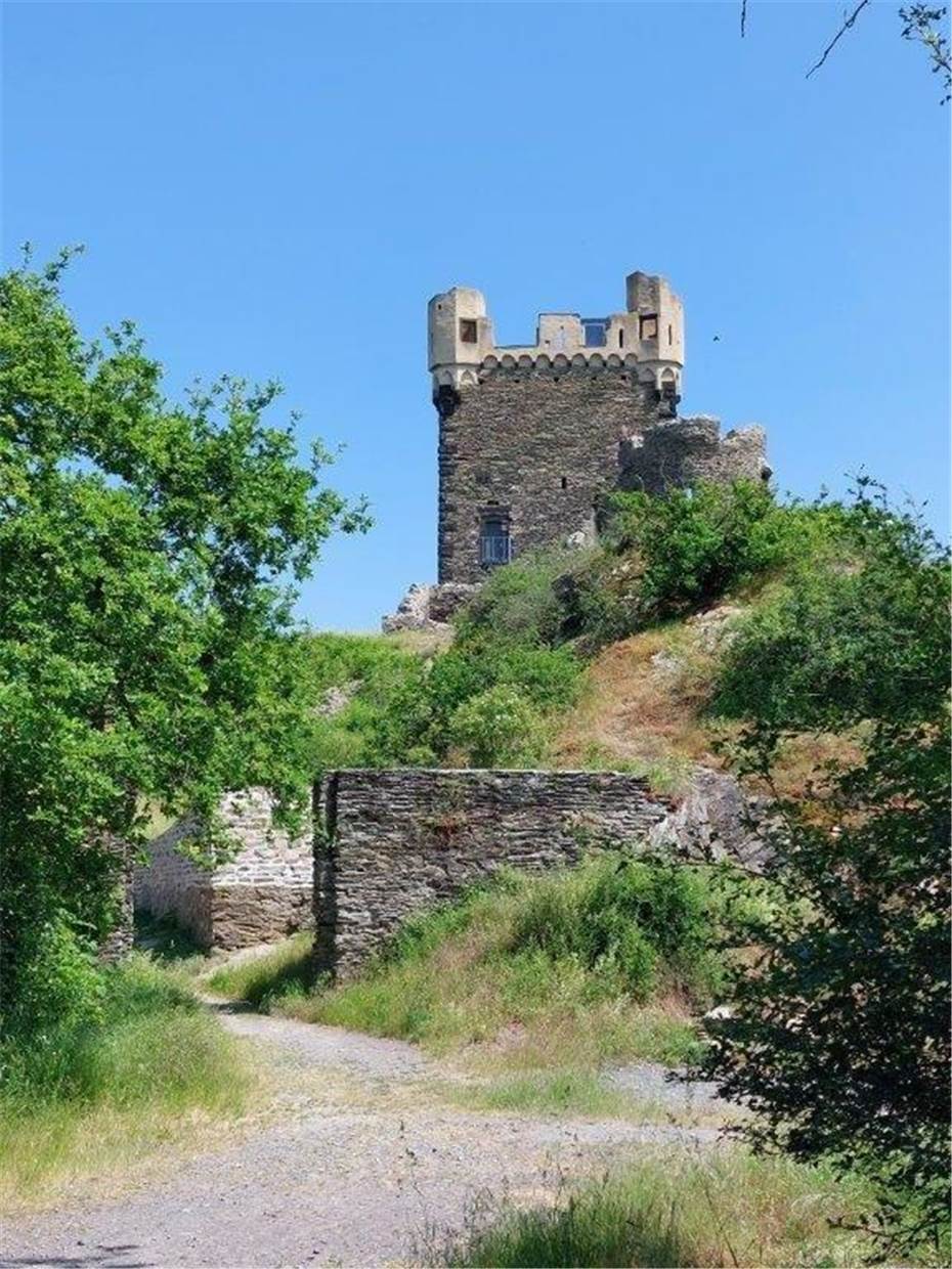 Burg Wernerseck ist wieder für Besuche zugänglich