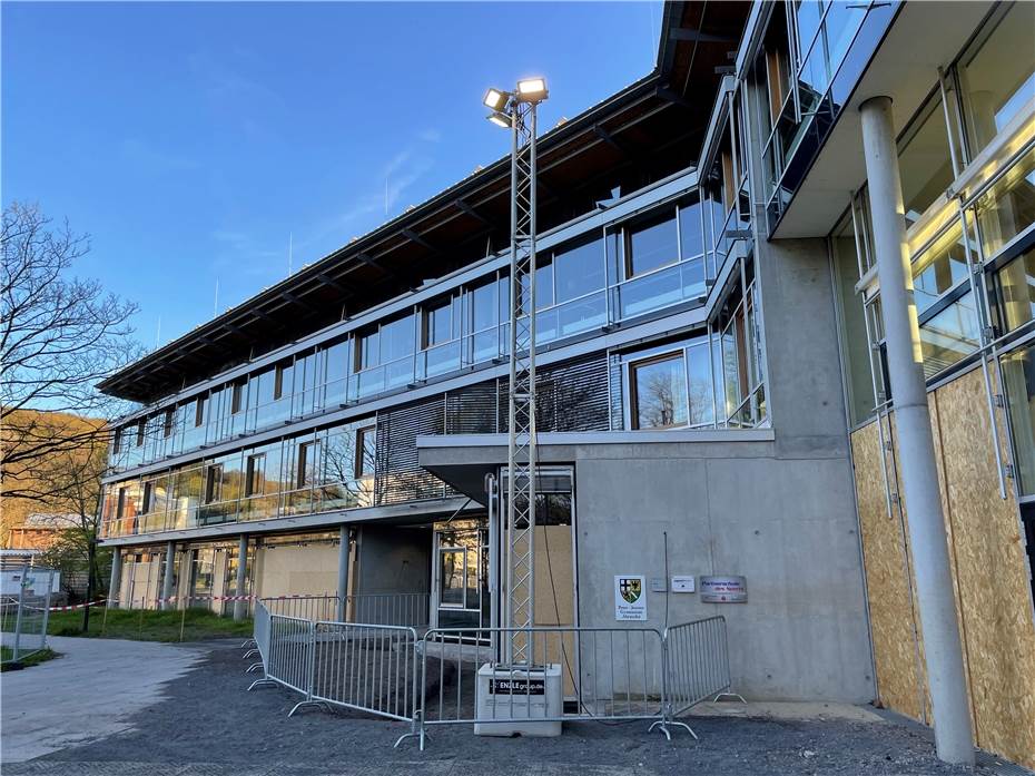Peter-Joerres-Gymnasium in Ahrweiler: Schulsporthalle wieder in Betrieb