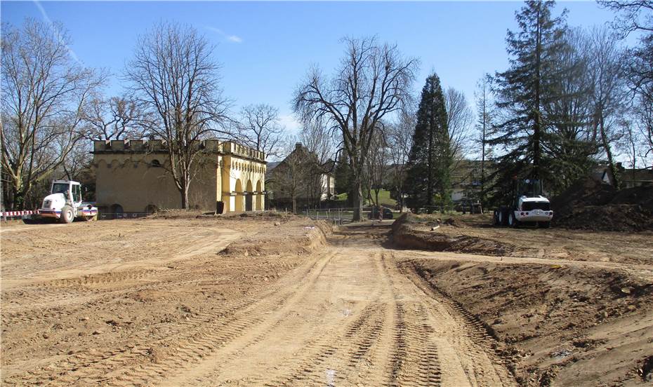 Wegebau für den Festungspark Kaiser Alexander hat begonnen