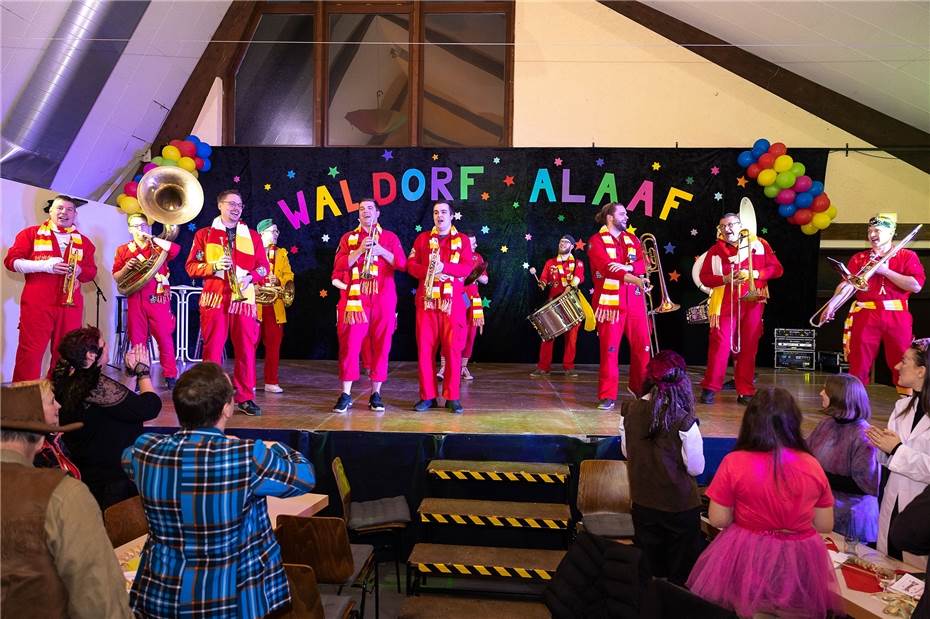 Waldorfer Karnevalisten begeistern Besucher mit tollem Programm