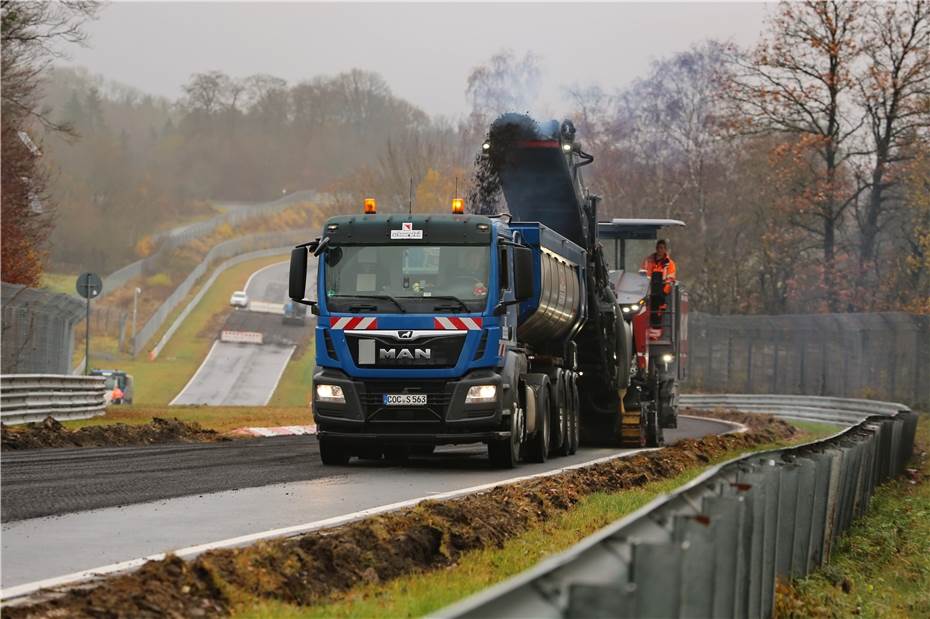 Nürburgring bekommt zweieinhalb Kilometer neuen Asphalt