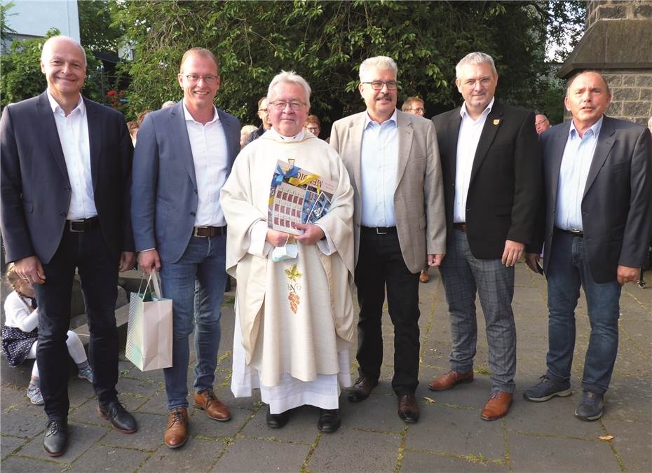 Pastor Ralf Birkenheier geht
in den wohl verdienten Ruhestand