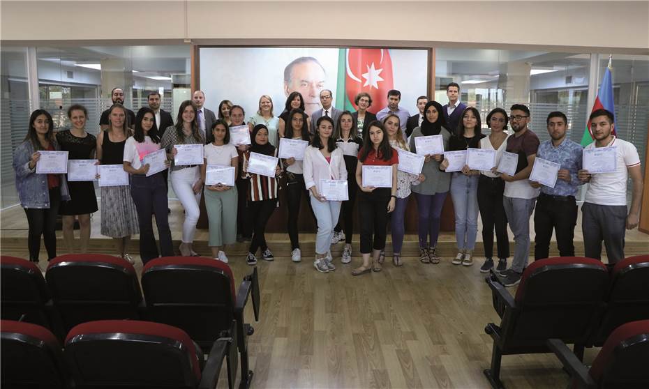 Studenten besuchten Aserbaidschan