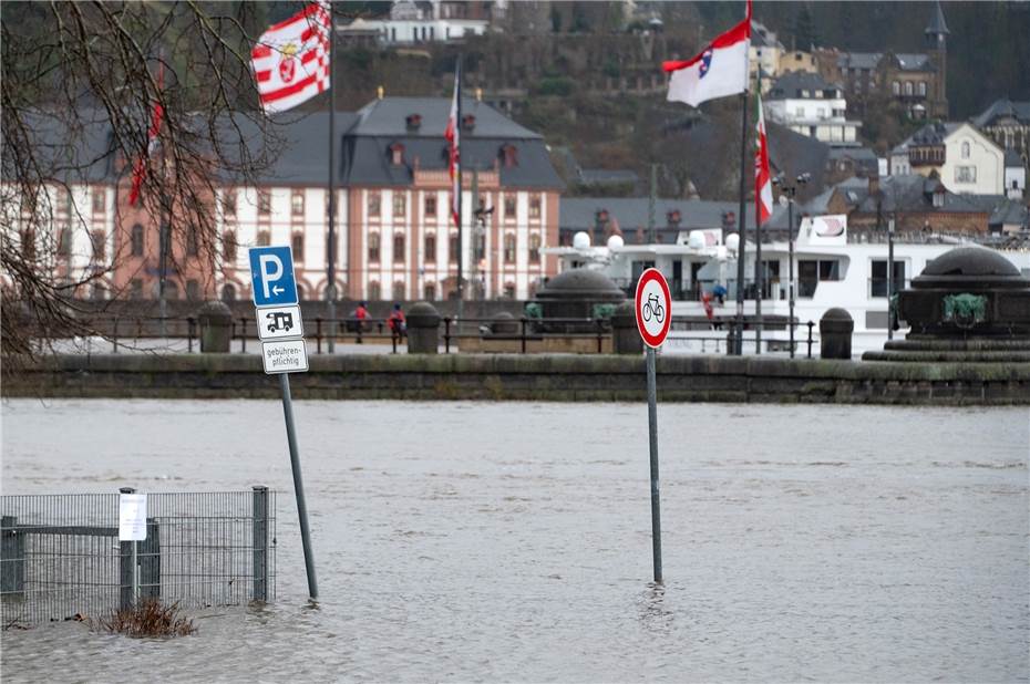 Koblenz: Hochwasser an Weihnachten