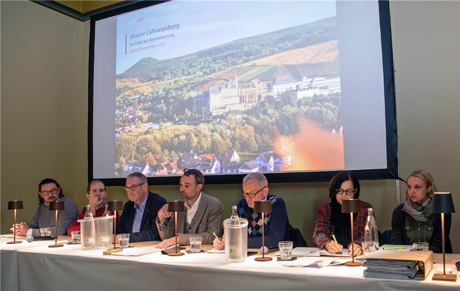 Investor stellt Pläne für Revitalisierung des Klosters Calvarienberg vor