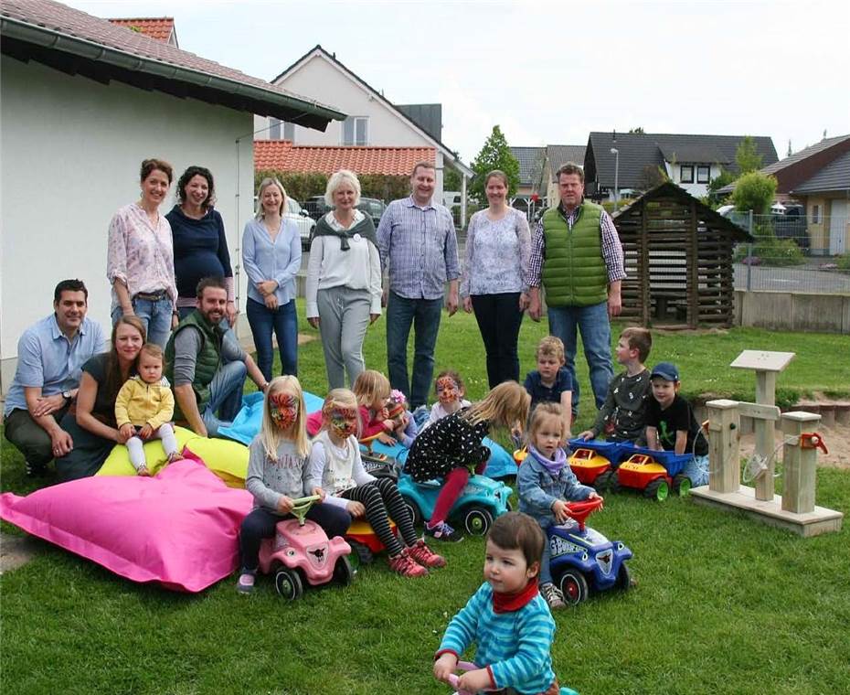 Fabelkinder gestalten Sommerfest zum Thema Gemeindejubiläum