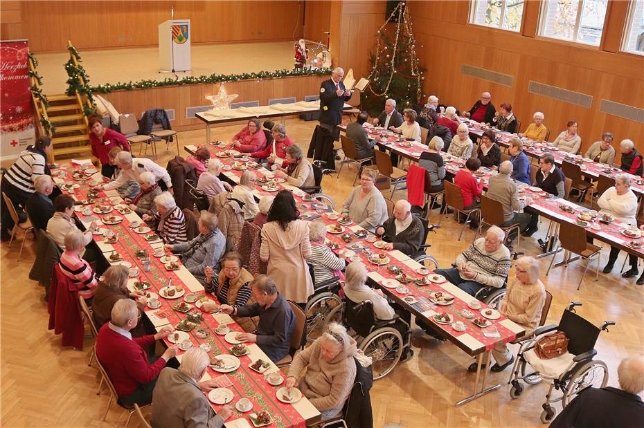 Förderverein ermöglicht vielen Bewohnern des Seniorenzentrums
die Teilnahme am adventlichen Seniore