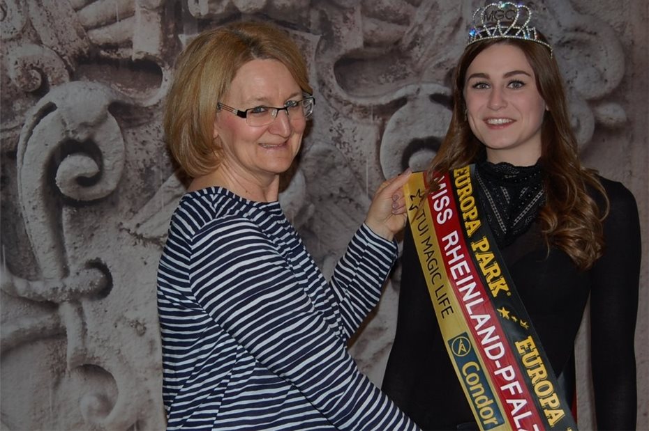 Brunnenkönigin Laura Herter ist die neue Miss Rheinland - Pfalz!