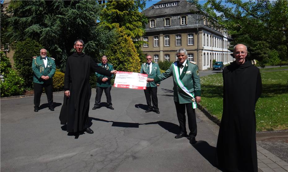 Schützenbund spendete 3.000 Euro für die Abtei