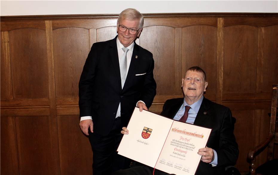 Fritz Bagel, der Enkel
von Fritz Henkel, ist neuer Ehrenbürger