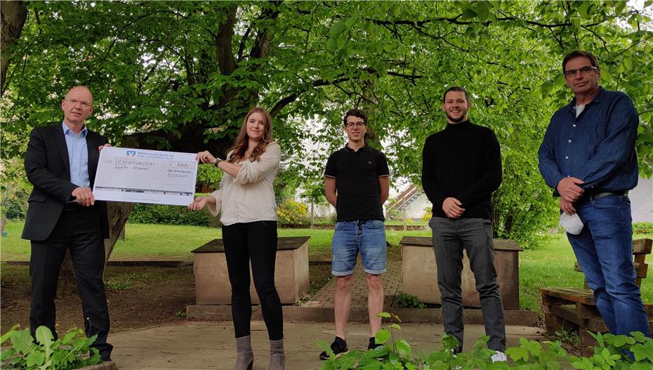 Freude über Spende des Westerwald-Campus