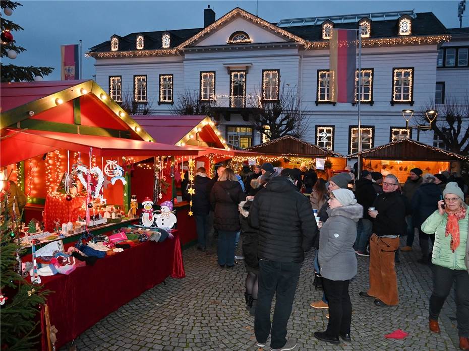 Neustart des Sinziger Weihnachtsmarkts sorgte für positive Reaktionen