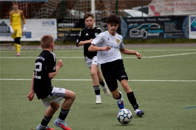  David Cevriz im Zweikampf