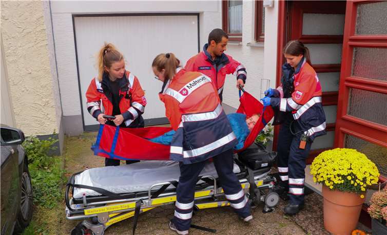 : Die verschiedenen Techniken der Ersten Hilfe konnten am Wochenende perfekt wiederholt und erlernt werden.