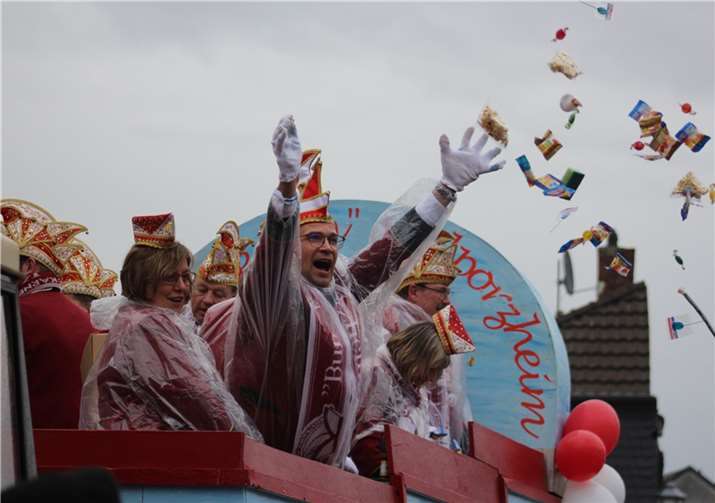Fotogalerie: Karnevalsumzug in Walporzheim 2023 Foto: DU