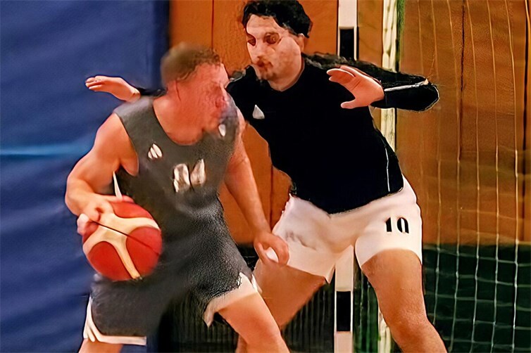  GGSlekommen um zu bleiben, Servan Alicpinar, Spieler, Schiedsrichter, Trainer, Co-Leitung der Grundschulliga Rhein-Lahn. In der Verteidigung mit Niklas Martin und dem Team eine Bank