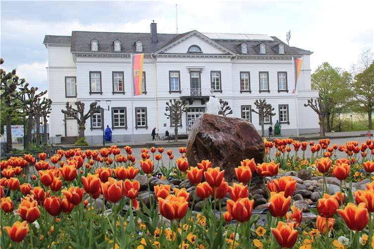: Im Sinziger Rathaus setzen Rat und Verwaltung immer mehr auf Interkommunale Zusammenarbeit.  Foto: GS