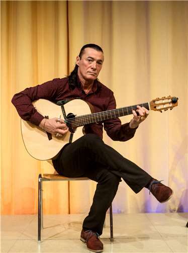 ... Lulo Reinhardt gastieren im Mai in Höhr-Grenzhausen.